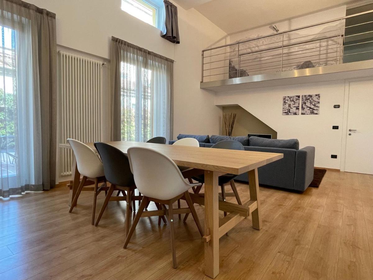 מנאג'יו Lovely Loft Molo מראה חיצוני תמונה