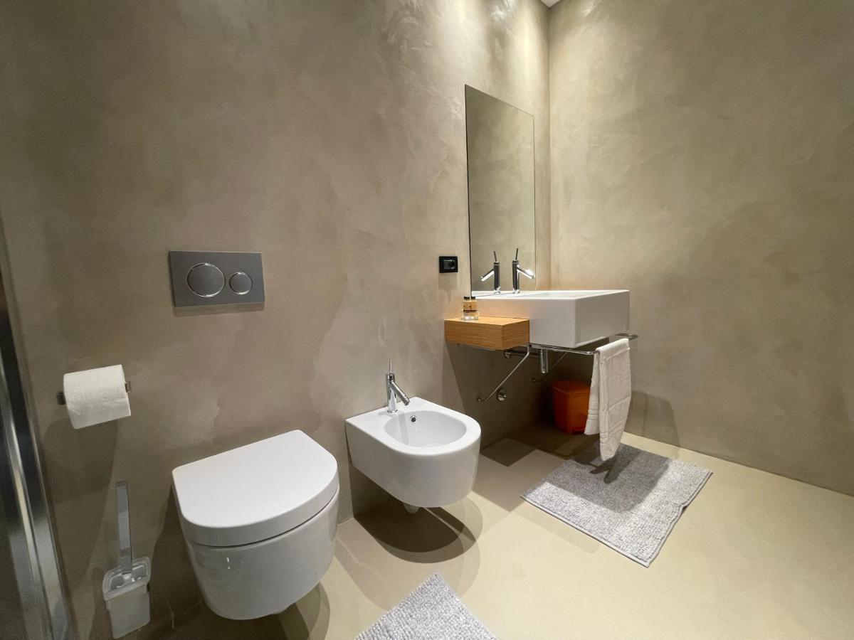 מנאג'יו Lovely Loft Molo מראה חיצוני תמונה
