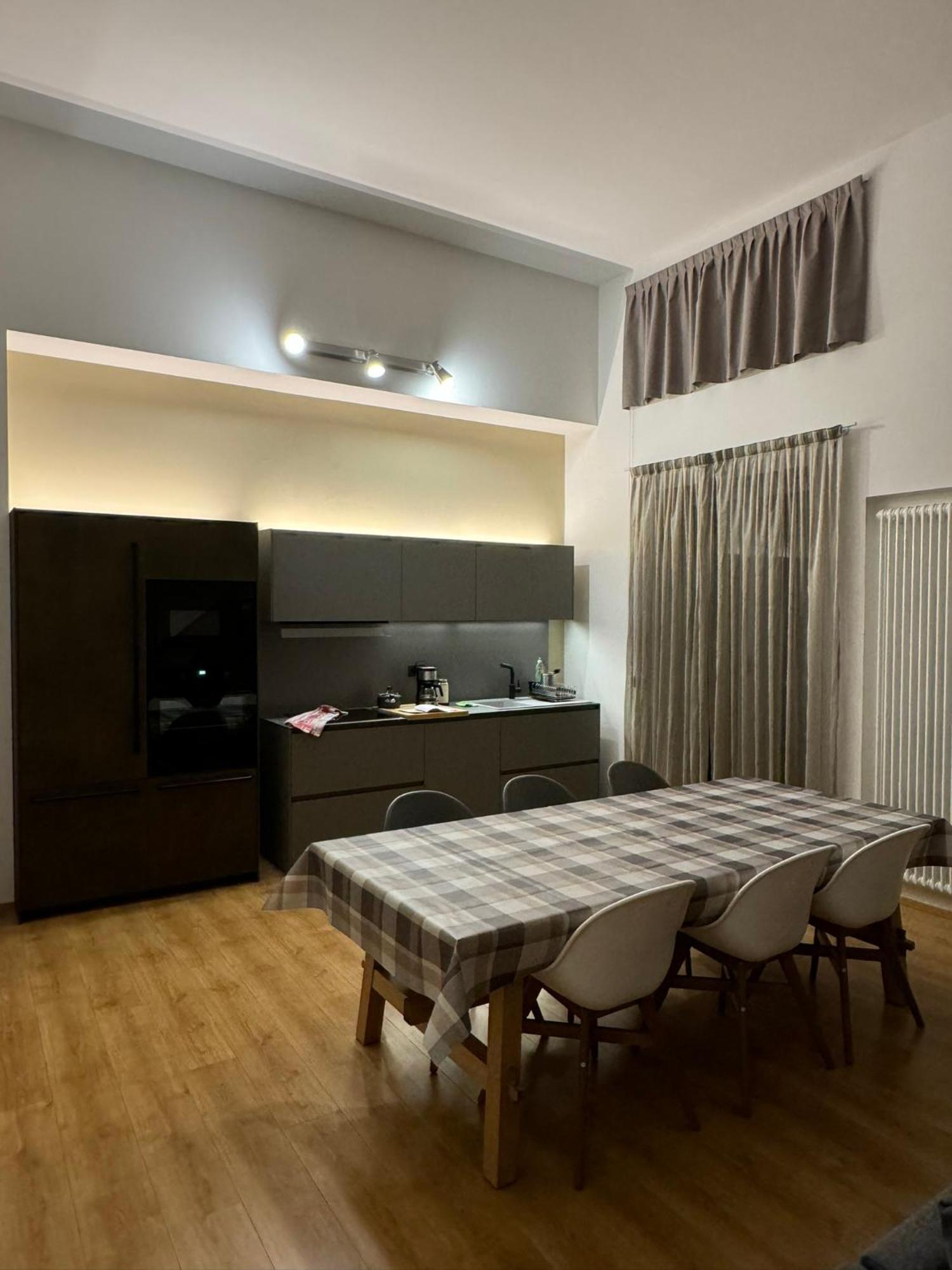 מנאג'יו Lovely Loft Molo מראה חיצוני תמונה